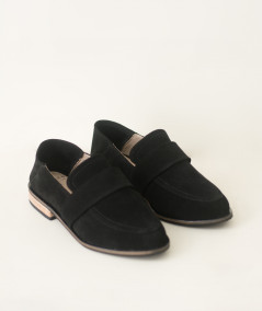 Petra black loafers
