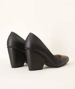 Estefania black leather stilettos