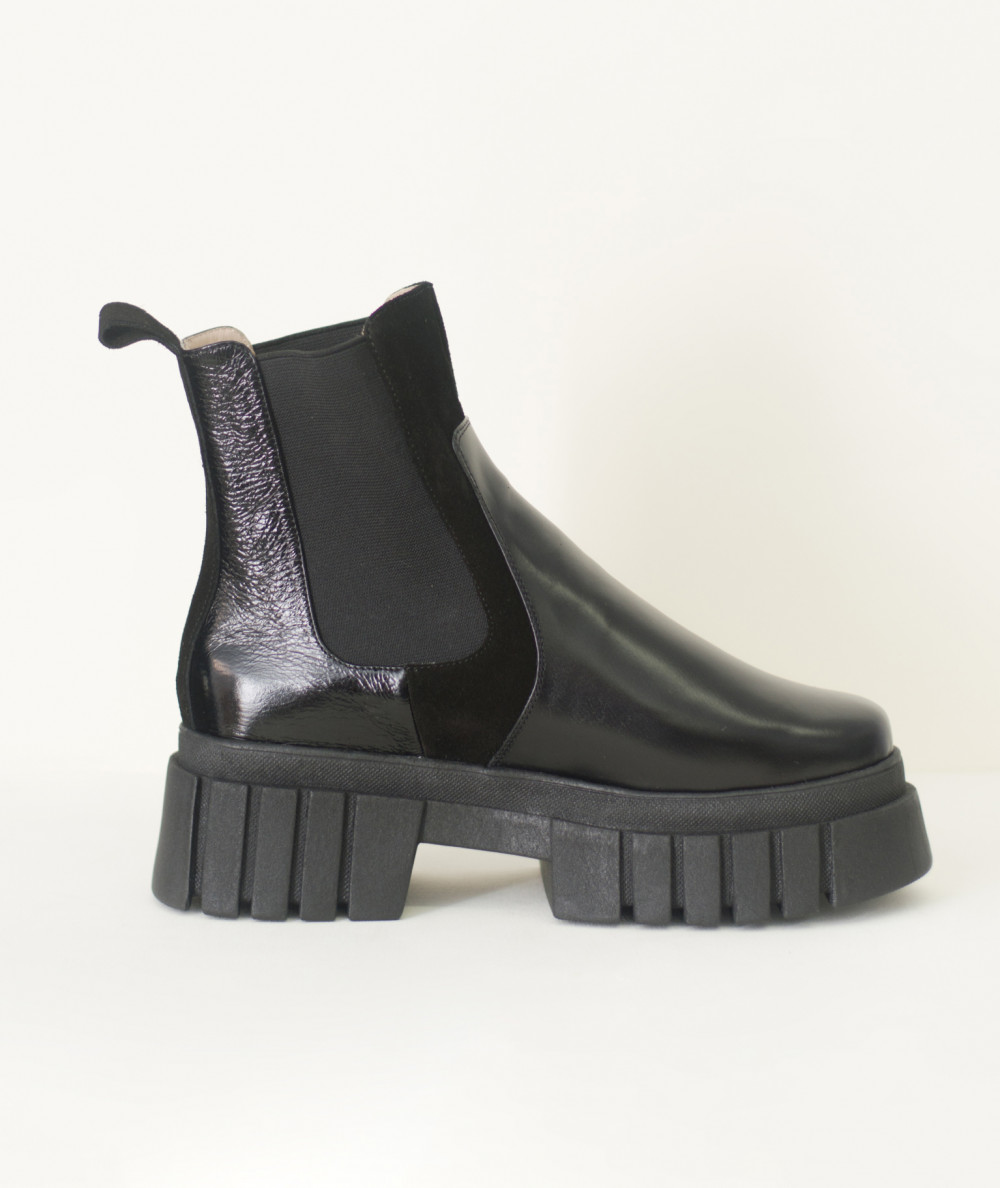 Qenko chelsea leather boots