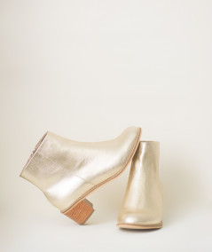 Regina gold leather boots