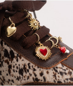 Charm Hongo solitario