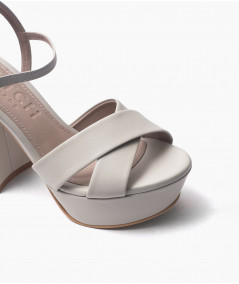Sandalias Gaia de cuero blanco off