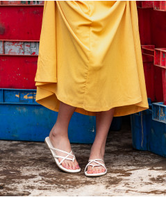 Flop vanilla leather sandals