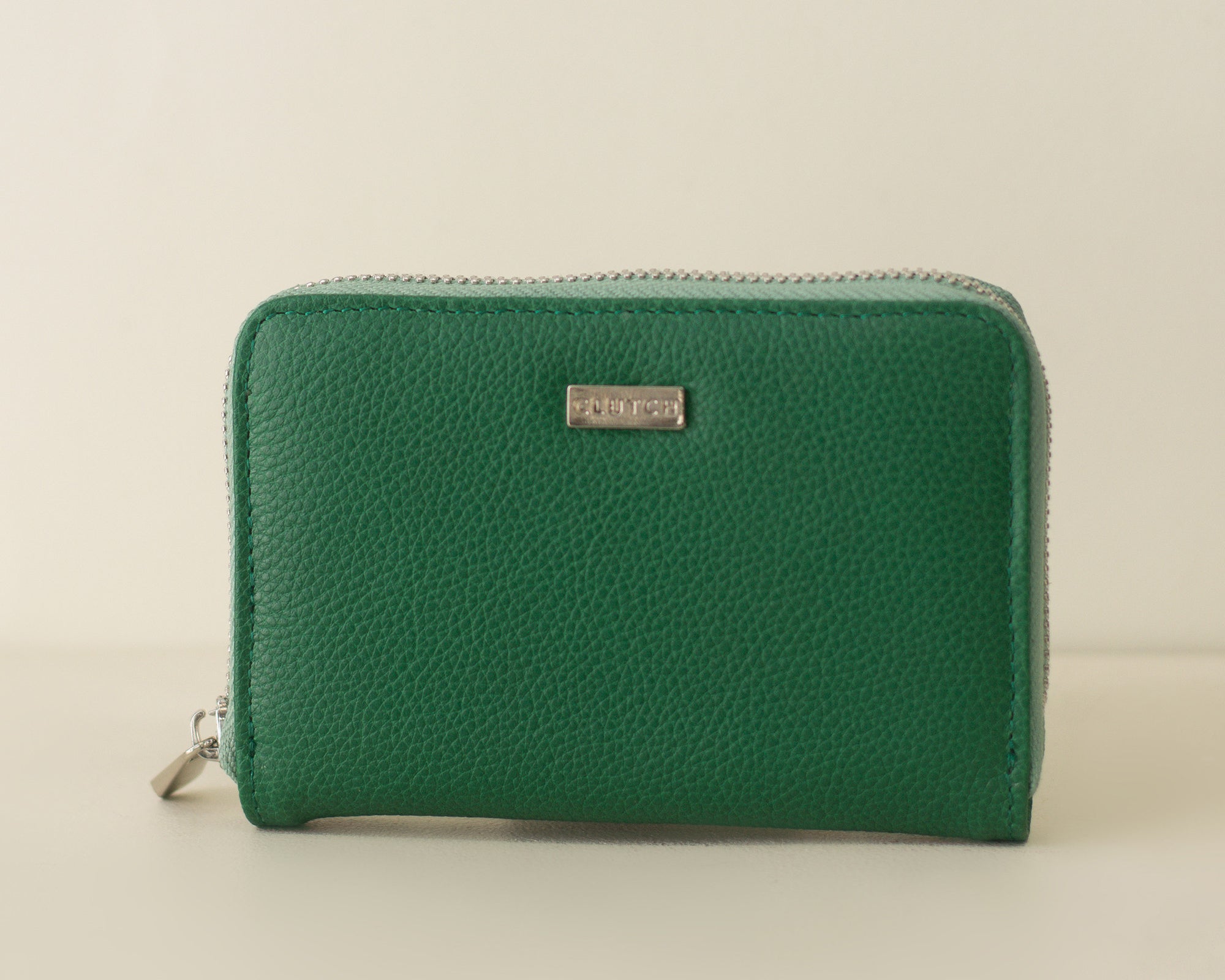 Billetera de cuero con cierre