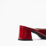 Daniela Mules taco midi rojo