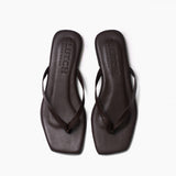 Sandalias Flip de cuero chocolate