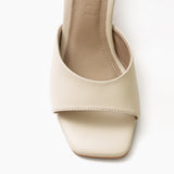 Carina mules de cuero vainilla