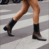 Mora botas de cuero chocolate